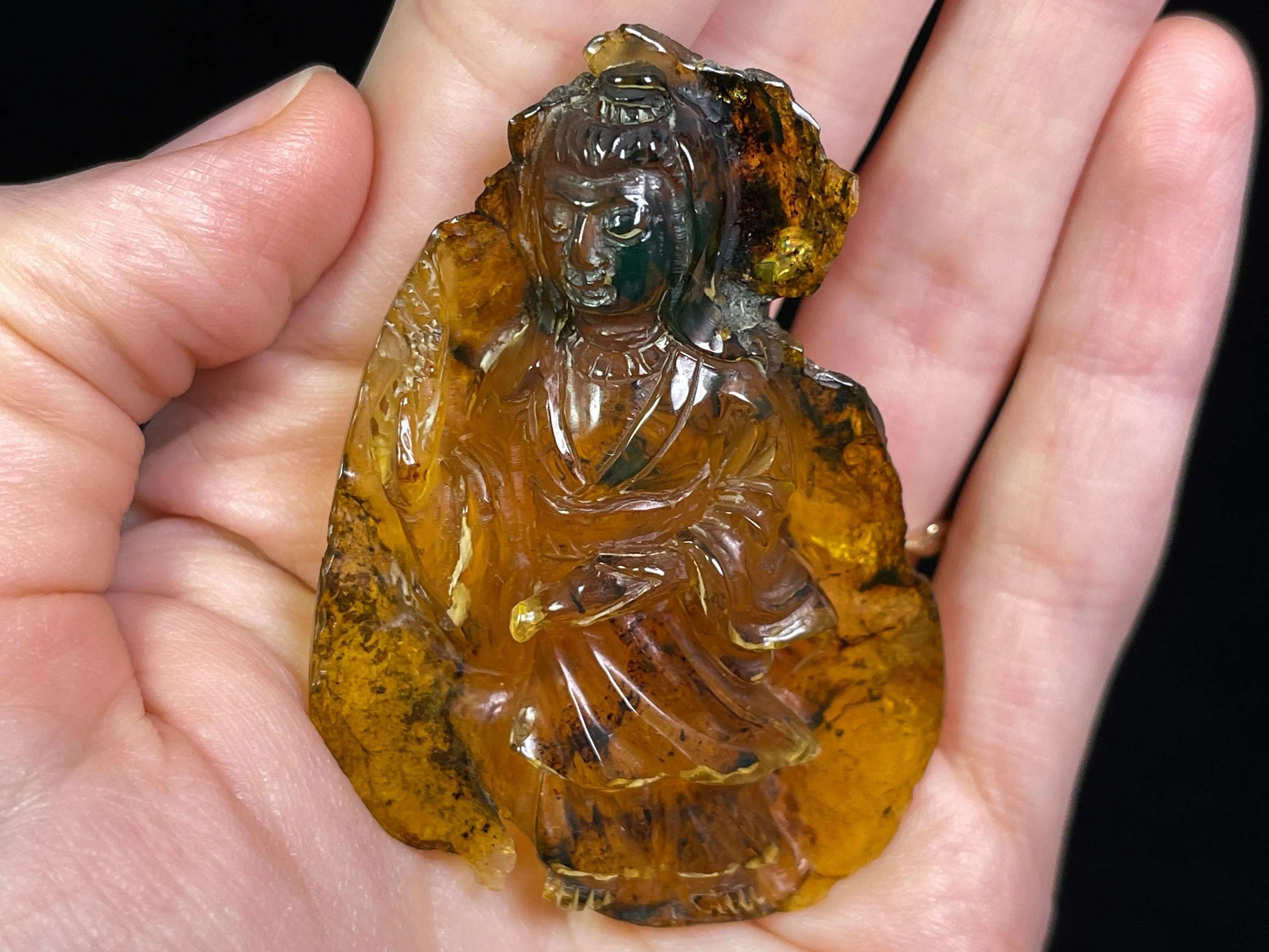 AMBER Crystal Buddha - Crystal Carving, Housewarming Gift, Home Decor, Healing Crystals and Stones, L2266