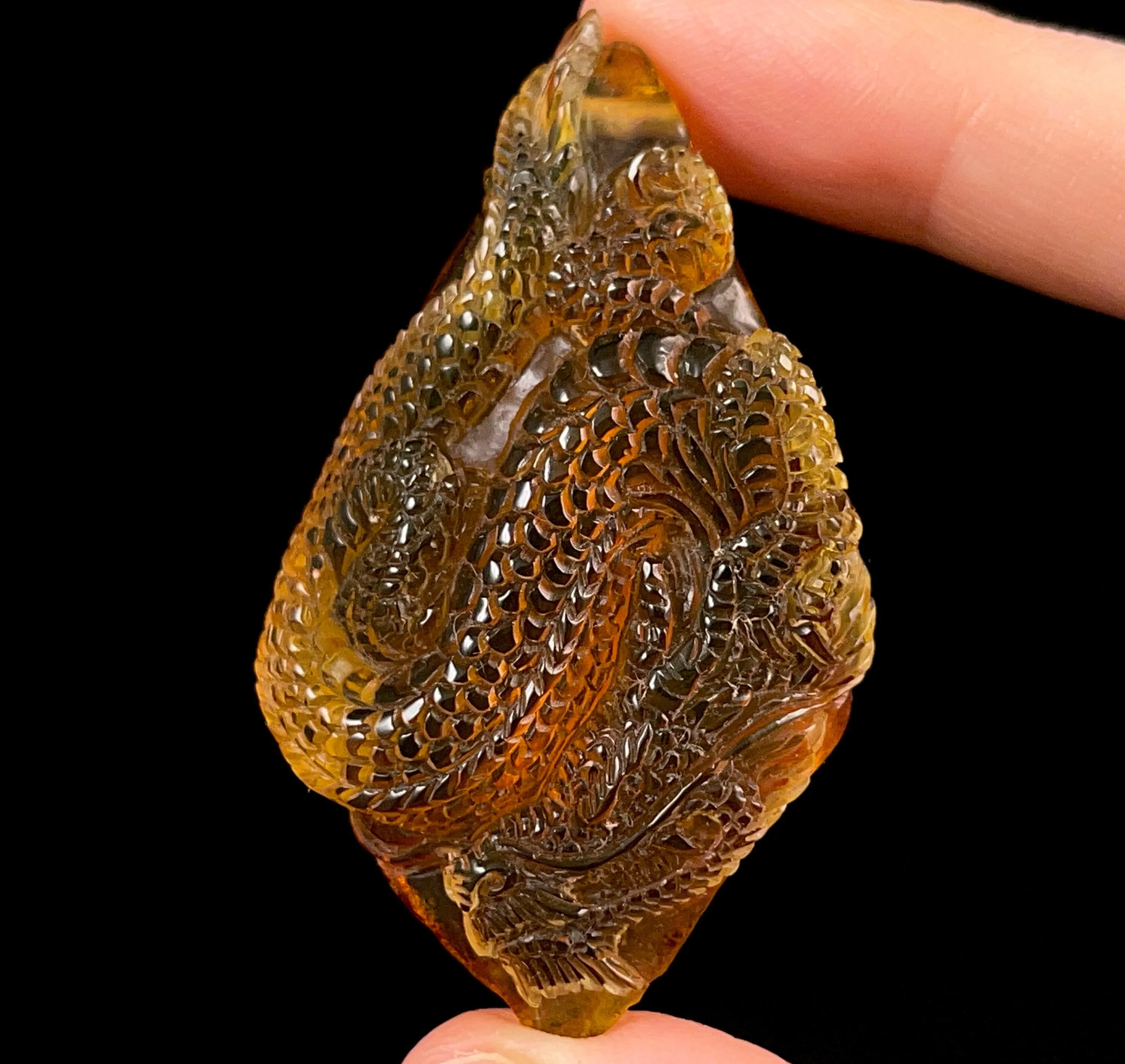 AMBER Crystal Dragon - Crystal Carving, Housewarming Gift, Home Decor, Healing Crystals and Stones, 52691