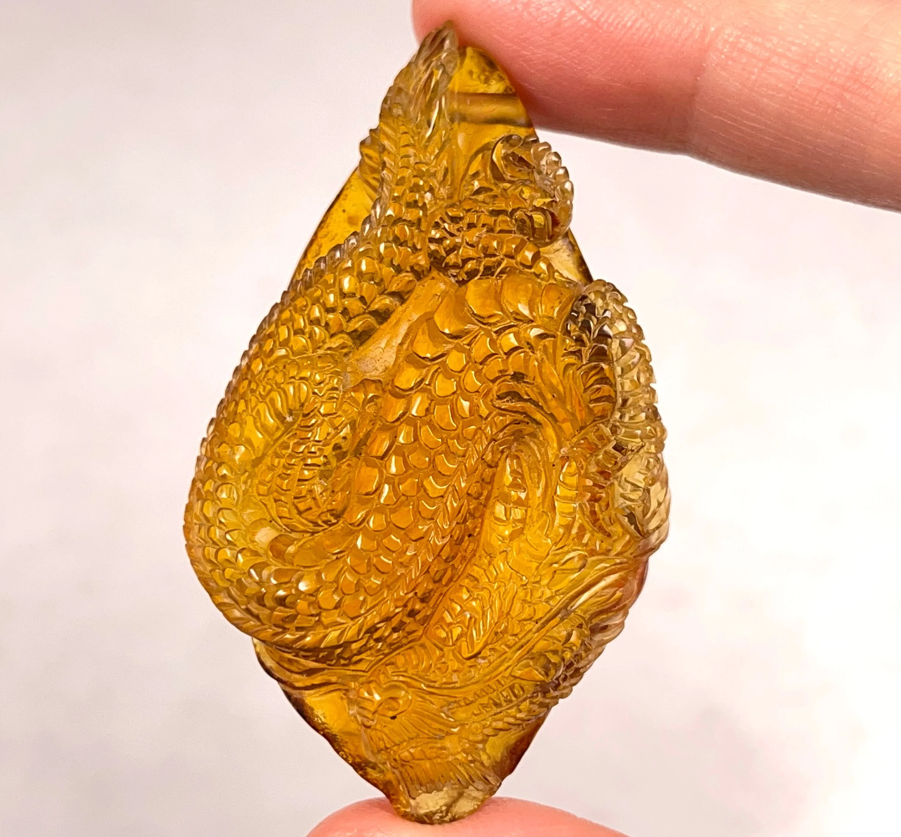 AMBER Crystal Dragon - Crystal Carving, Housewarming Gift, Home Decor, Healing Crystals and Stones, 52691