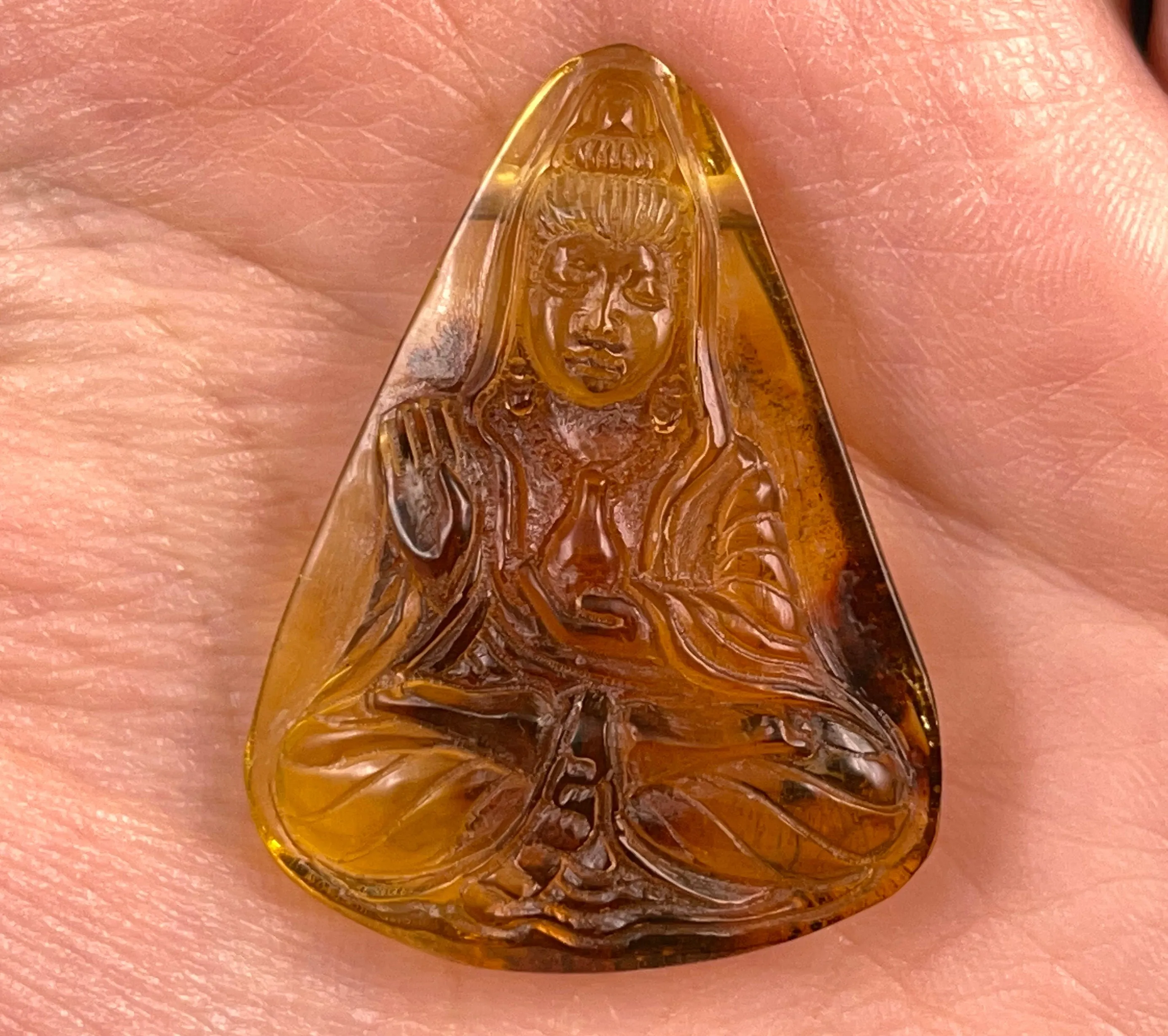 AMBER Crystal Kuan Yin - Crystal Carving, Housewarming Gift, Home Decor, Healing Crystals and Stones, 52695