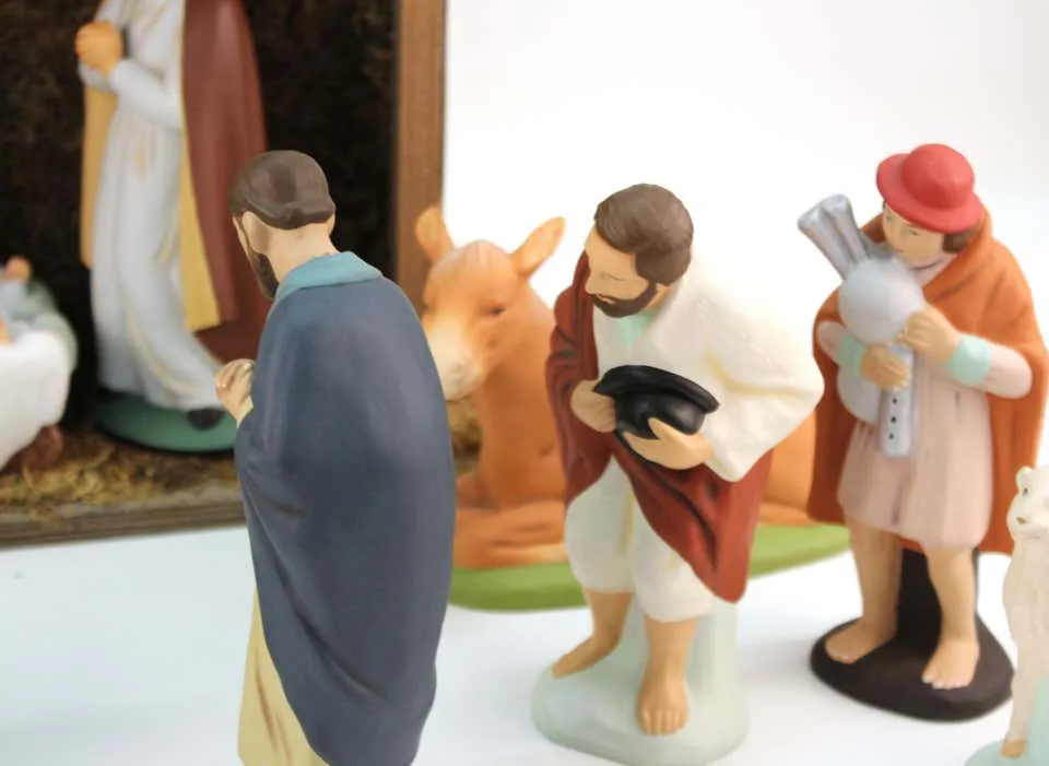 Hakata Wasaki Japanese Ceramic Nativity Scene Figurines