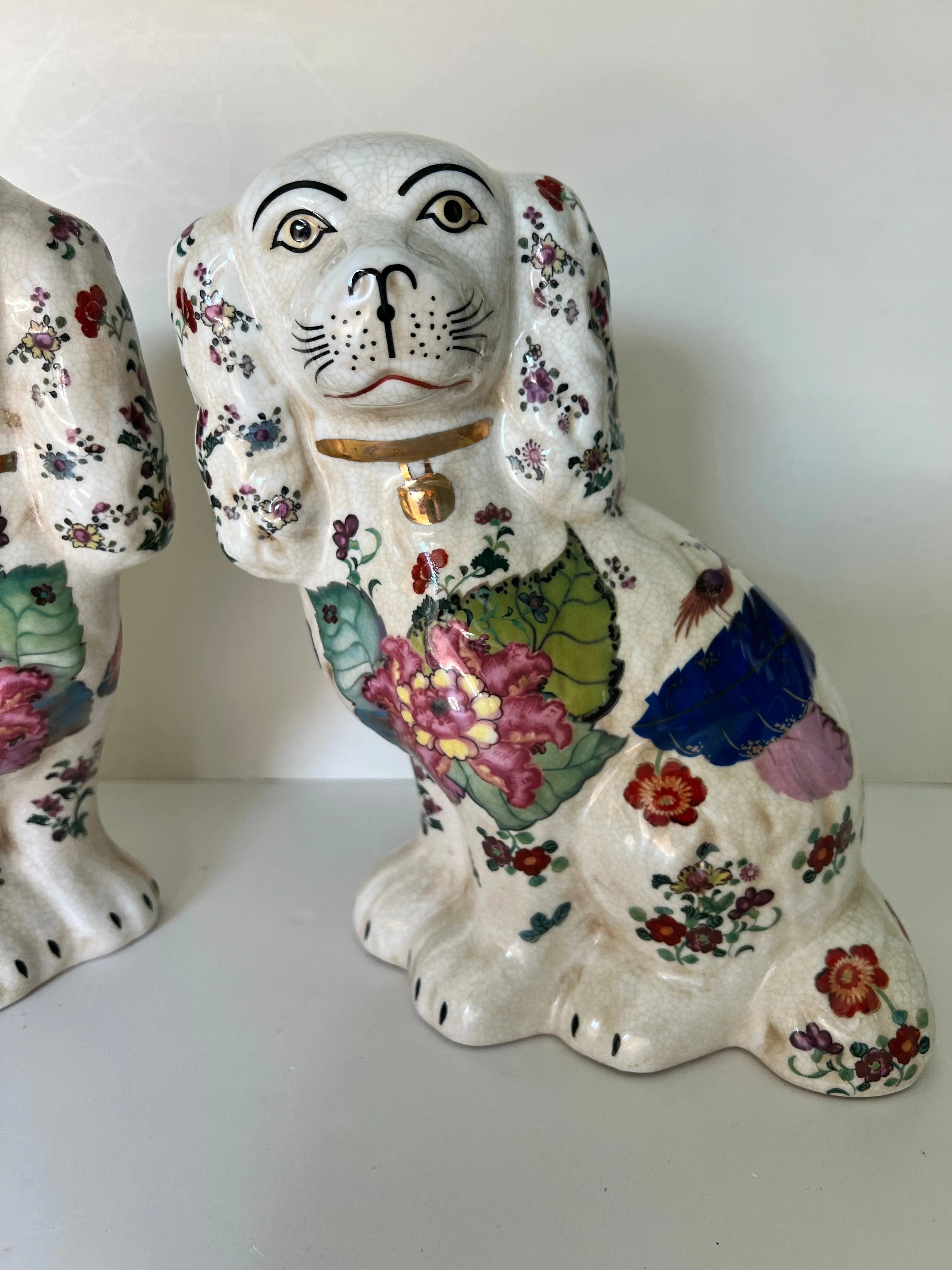 Large Tobacco Leaf floral Staffordshire dog pair 9” tall