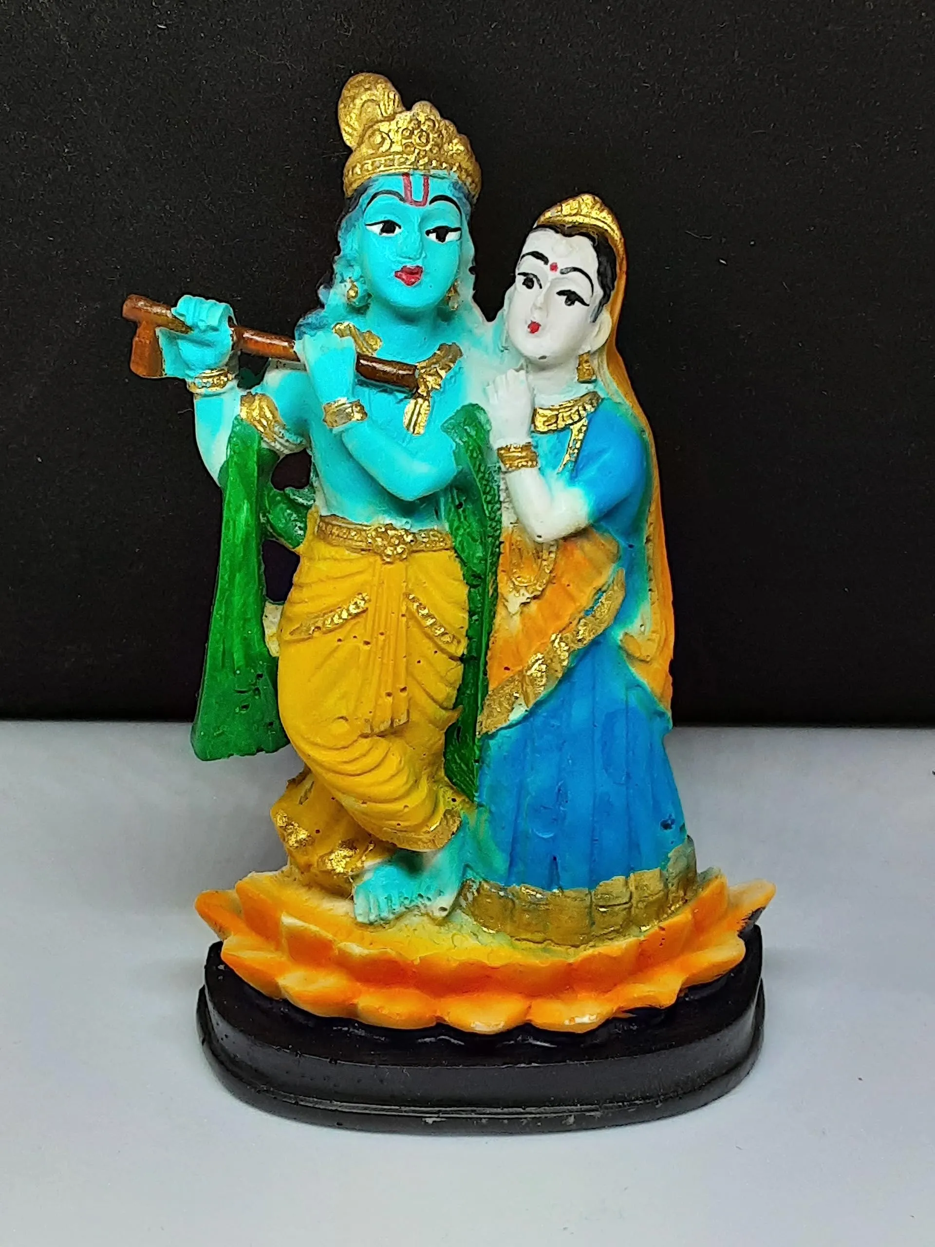 THE MLS Decorative Showpiece Radha Krishna Idol Statue Murti Figurine for Home Temple Poojan Use Office Temple, Car Dashboard